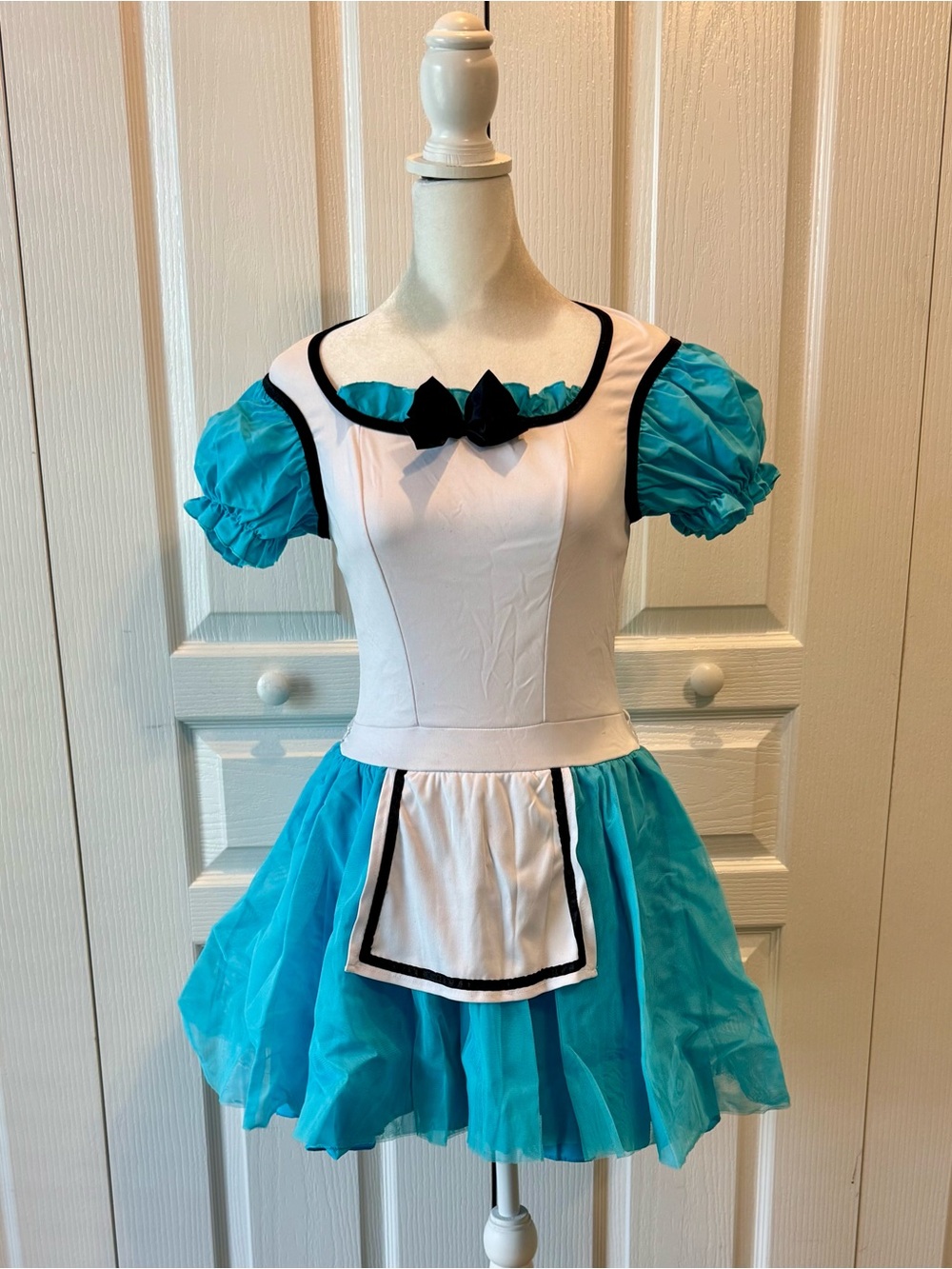 Alice in Wonderland Costume with Apron and Black Bow